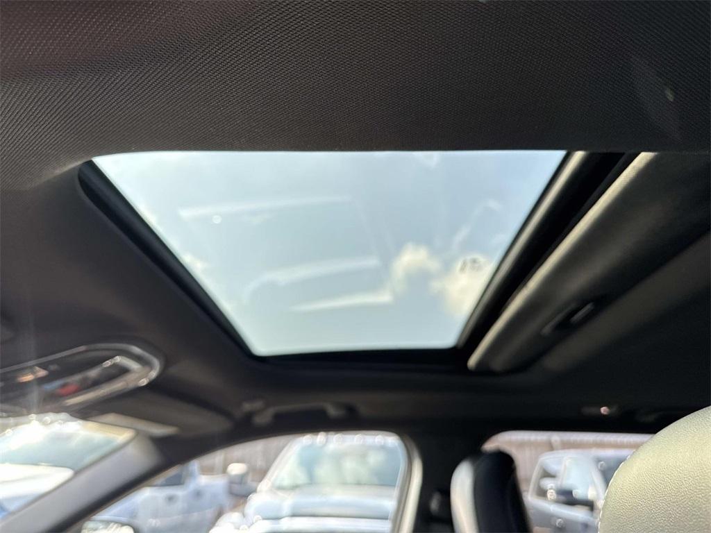 new 2025 Jeep Grand Cherokee car, priced at $43,120