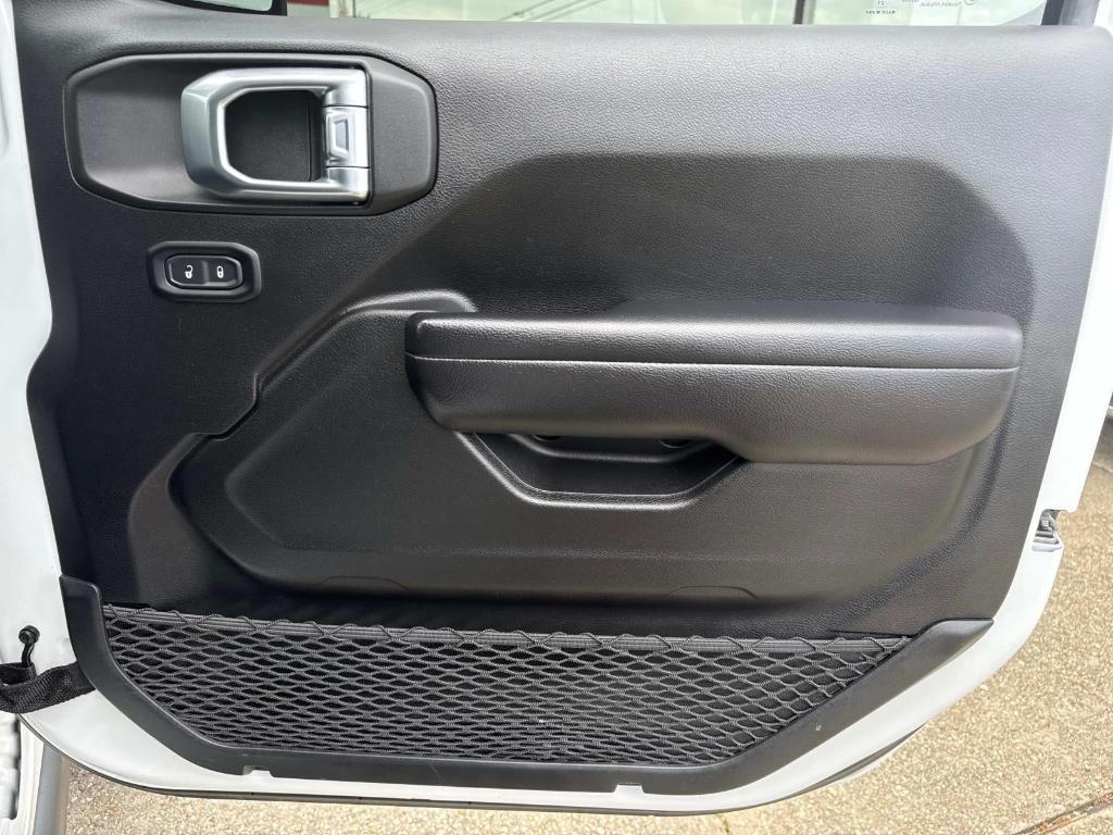 used 2021 Jeep Wrangler car, priced at $31,998