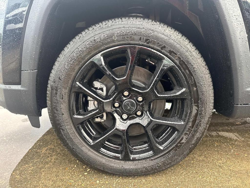 new 2025 Jeep Compass car, priced at $29,355