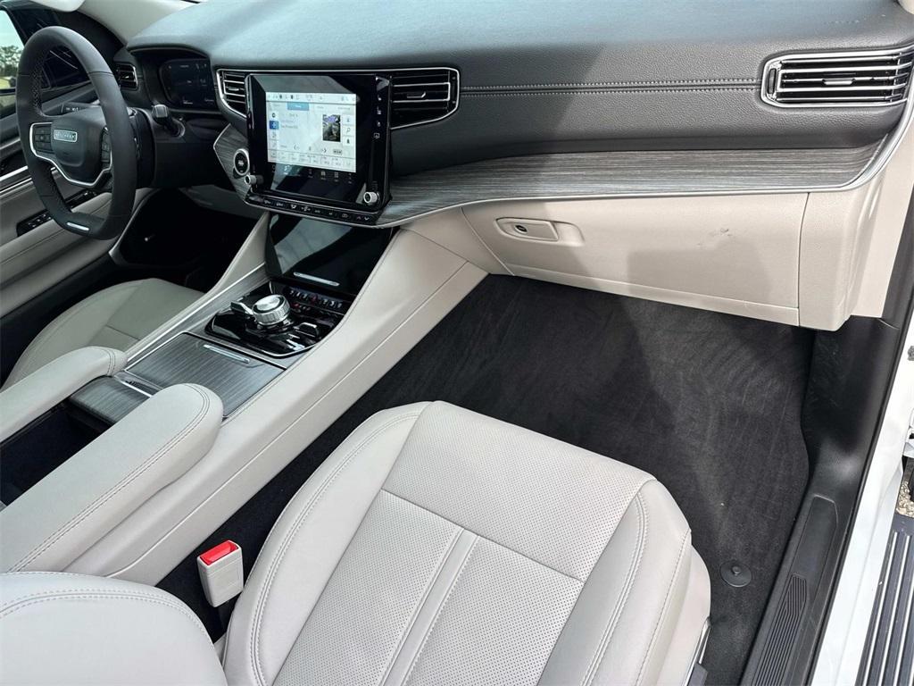 used 2024 Jeep Wagoneer car, priced at $62,998