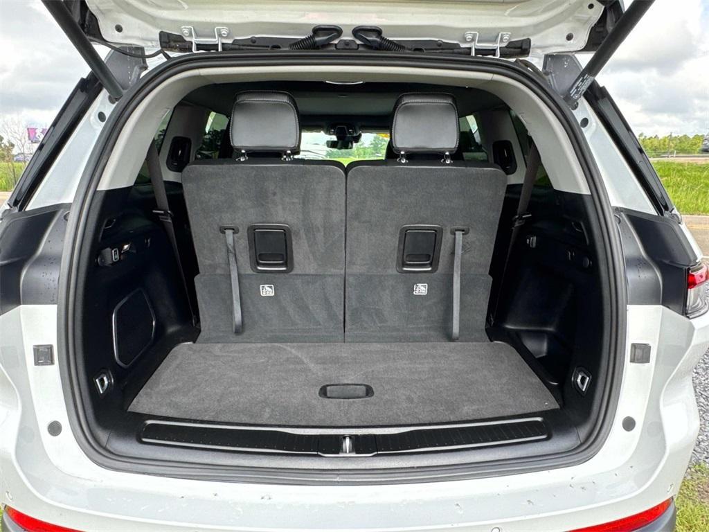used 2022 Jeep Grand Cherokee L car, priced at $30,699