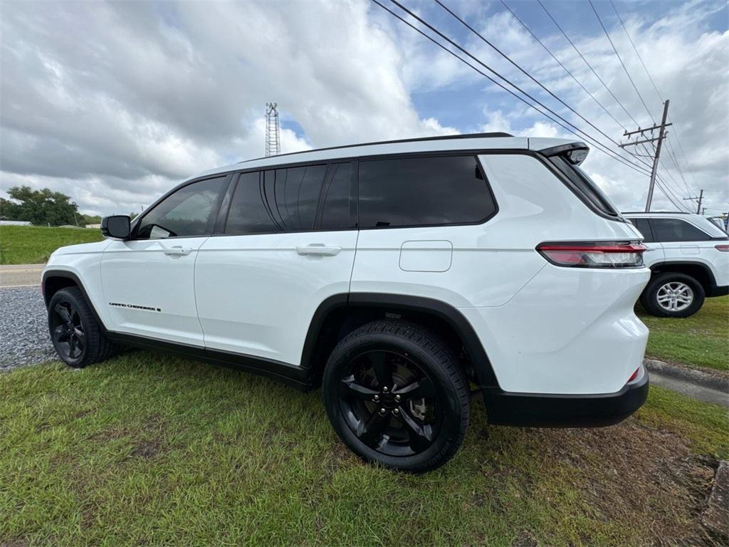 used 2022 Jeep Grand Cherokee L car, priced at $30,699