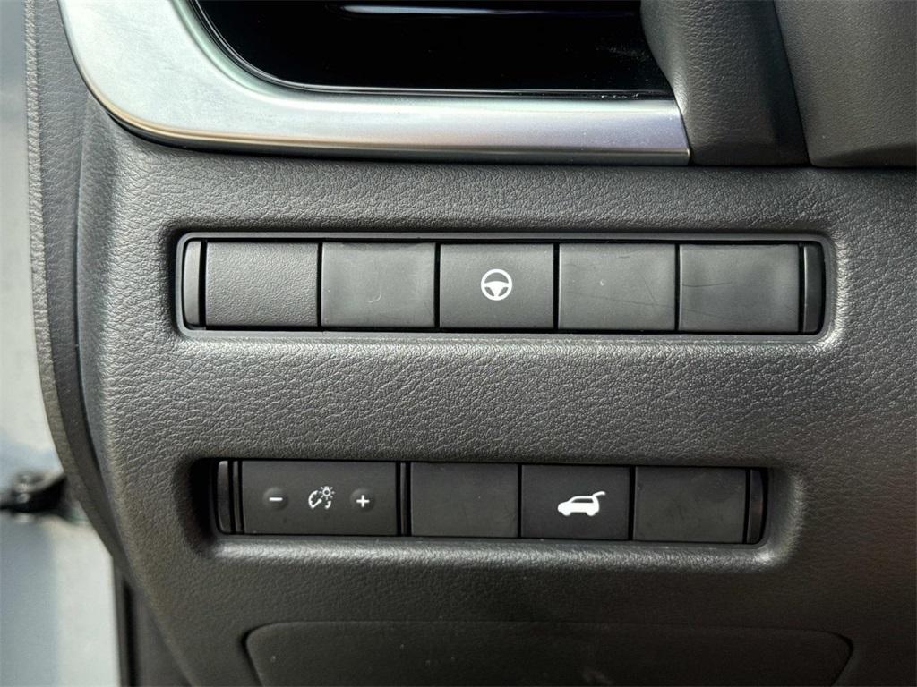used 2022 Nissan Rogue car, priced at $25,755