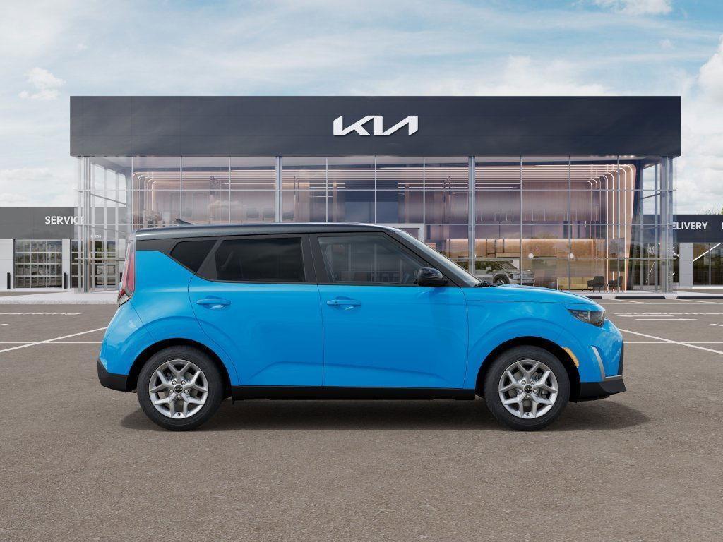 new 2025 Kia Soul car, priced at $24,407