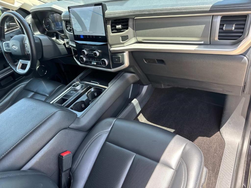 used 2022 Ford Expedition car, priced at $42,470