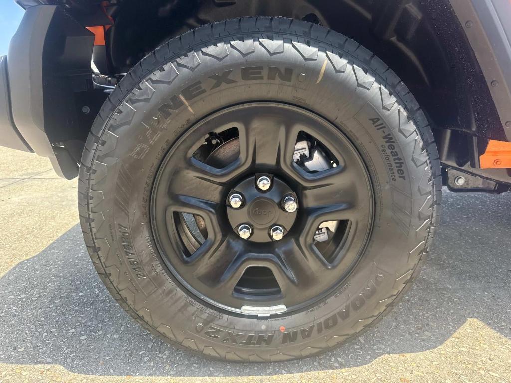 new 2025 Jeep Wrangler car, priced at $34,250