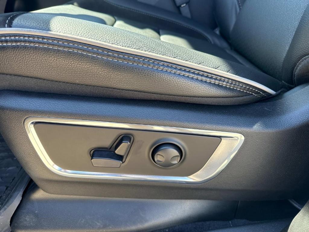 new 2025 Ram 1500 car, priced at $67,775