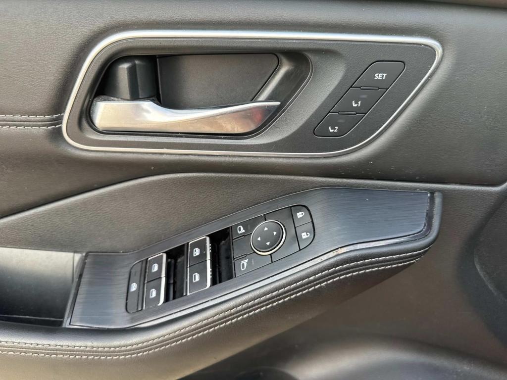 used 2021 Nissan Rogue car, priced at $19,999