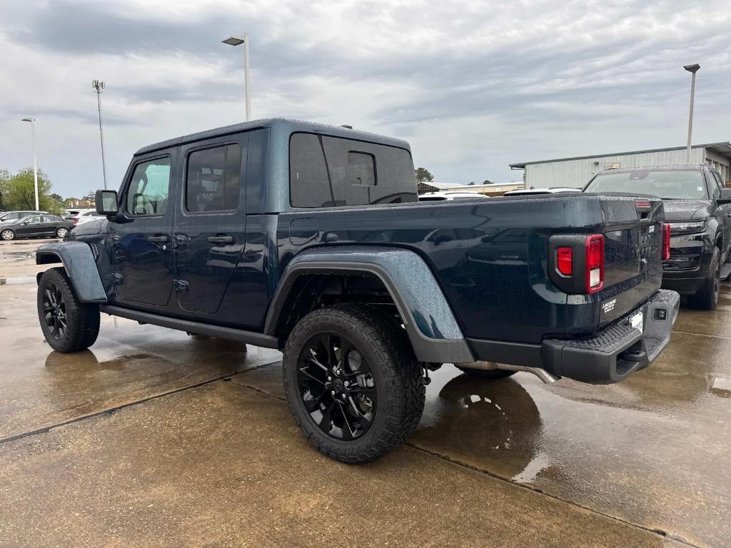 new 2025 Jeep Gladiator car, priced at $41,280