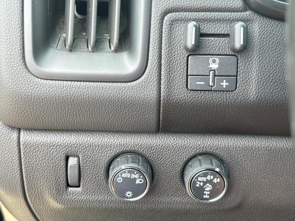 used 2022 Chevrolet Colorado car, priced at $32,999