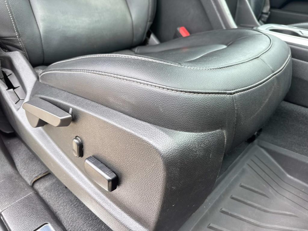 used 2022 Chevrolet Colorado car, priced at $32,999