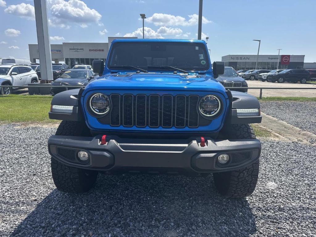 used 2024 Jeep Gladiator car, priced at $47,420