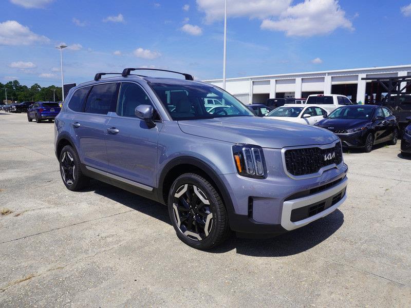 new 2025 Kia Telluride car, priced at $42,565