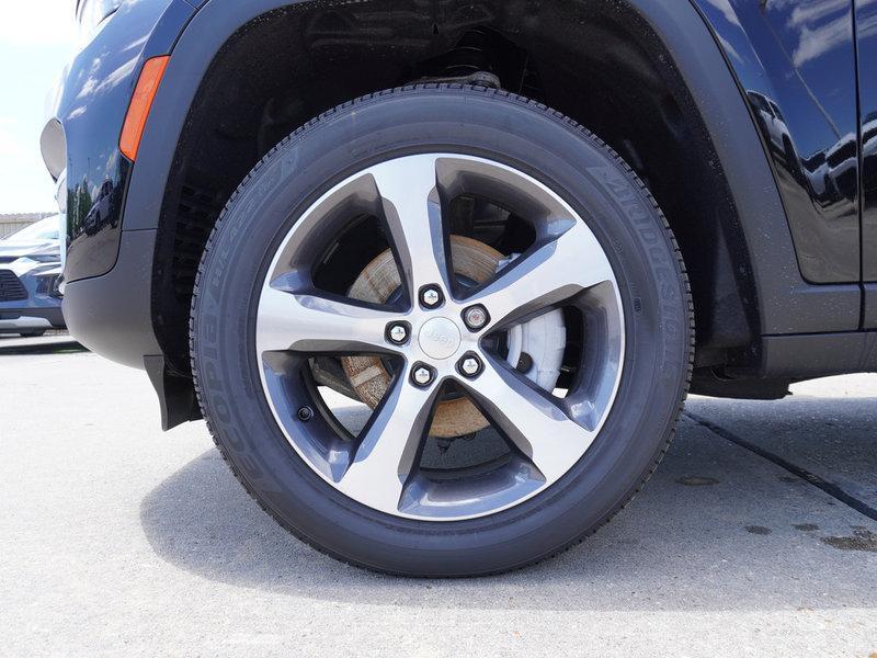 new 2024 Jeep Grand Cherokee car, priced at $42,920