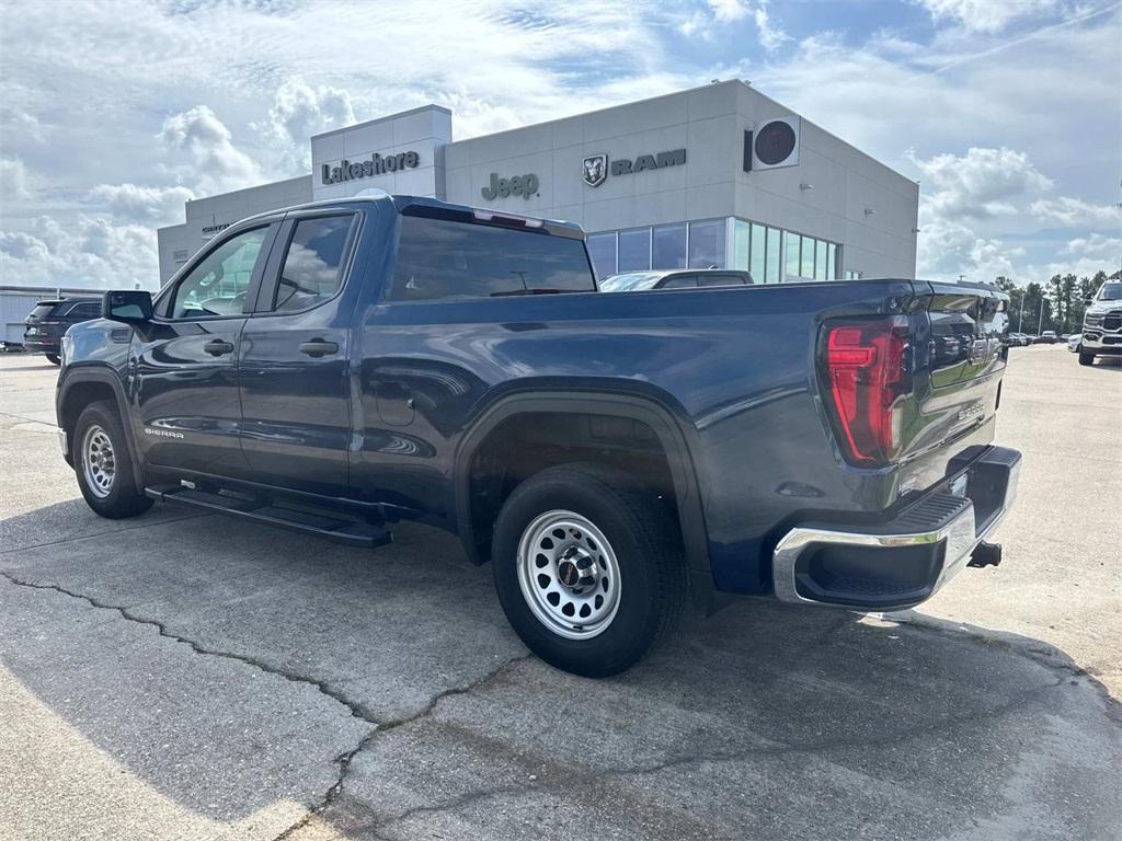 used 2022 GMC Sierra 1500 car, priced at $29,999
