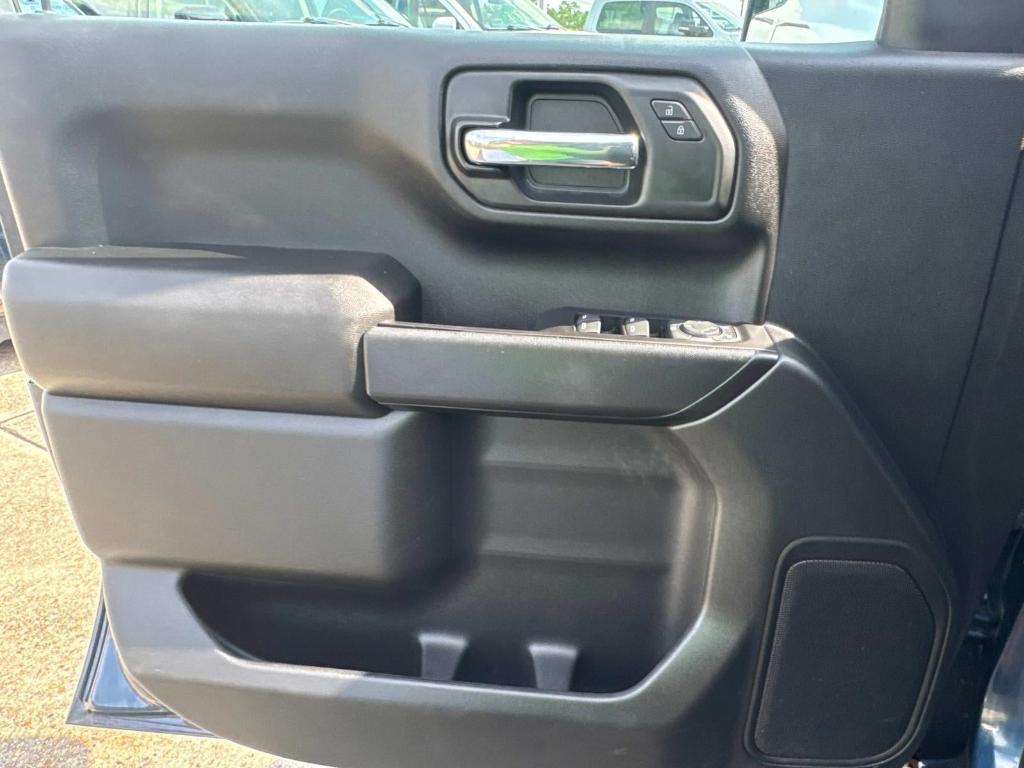 used 2022 GMC Sierra 1500 car, priced at $27,628