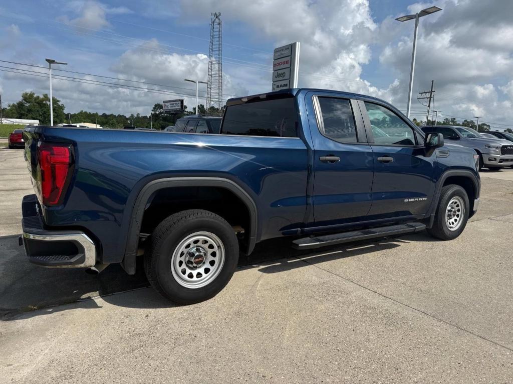 used 2022 GMC Sierra 1500 car, priced at $27,628