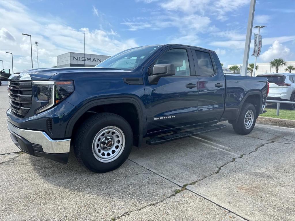 used 2022 GMC Sierra 1500 car, priced at $27,628