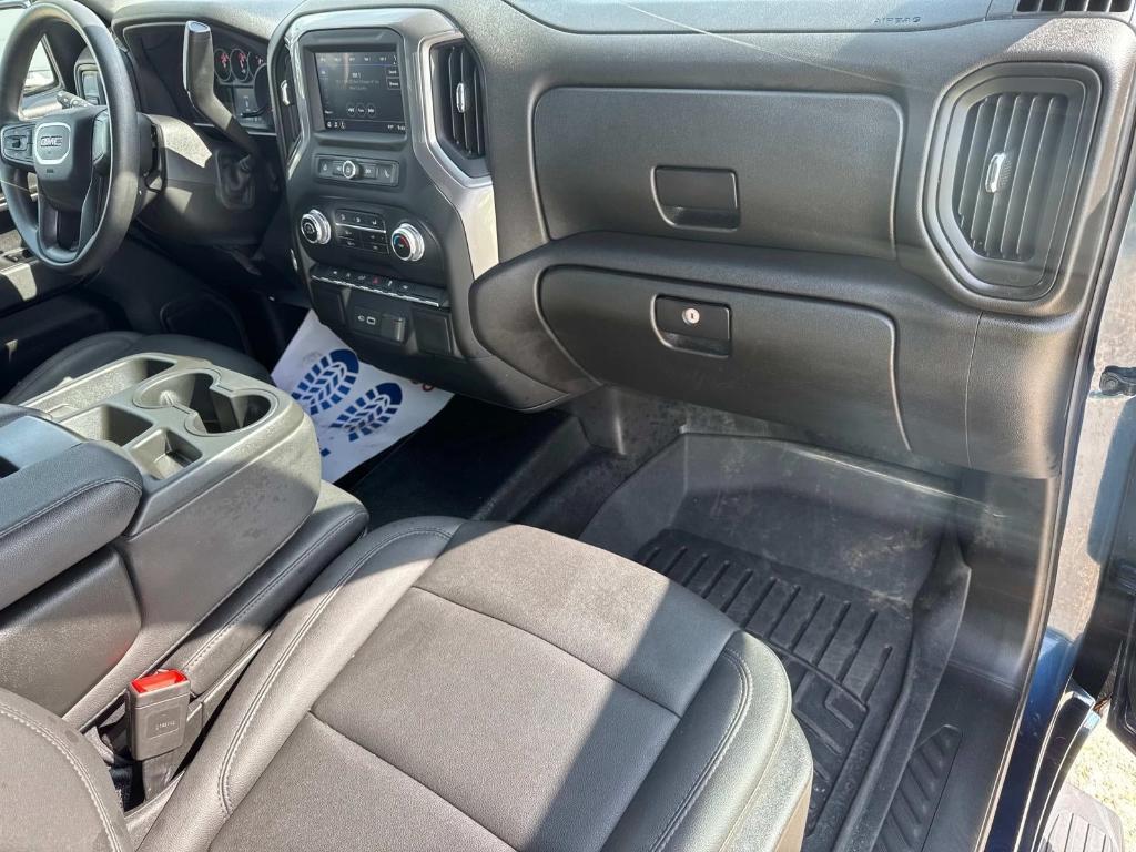 used 2022 GMC Sierra 1500 car, priced at $27,628
