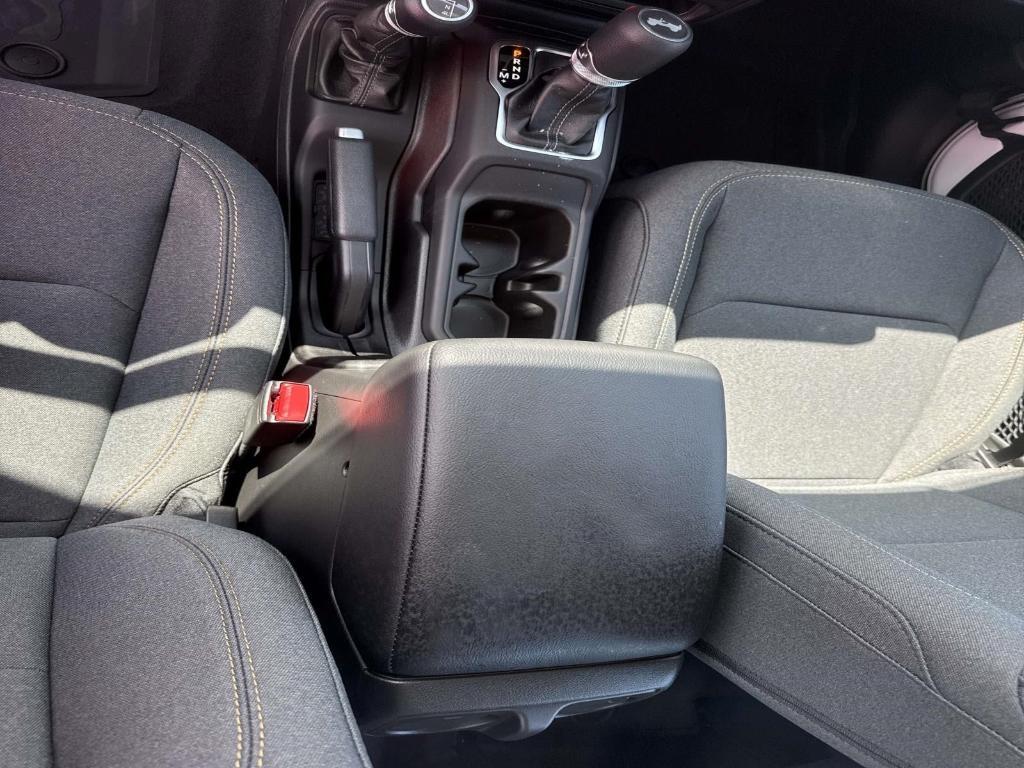 new 2025 Jeep Wrangler car, priced at $42,155