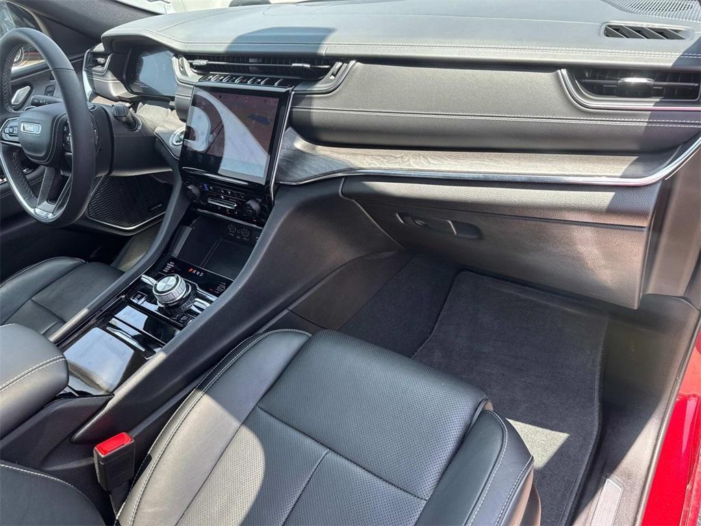 used 2024 Jeep Grand Cherokee L car, priced at $51,571