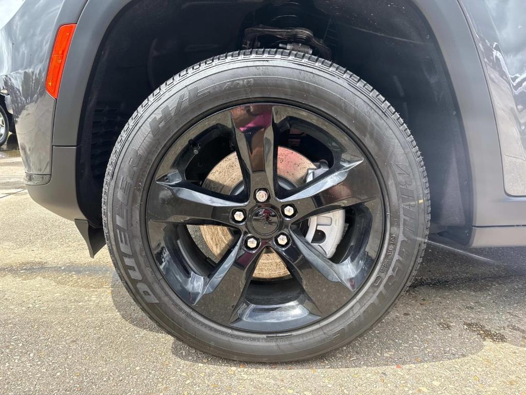 new 2025 Jeep Grand Cherokee L car