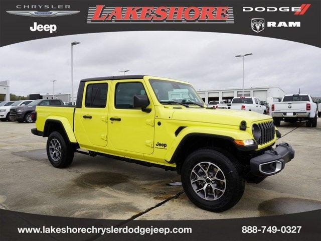 new 2024 Jeep Gladiator car, priced at $44,813