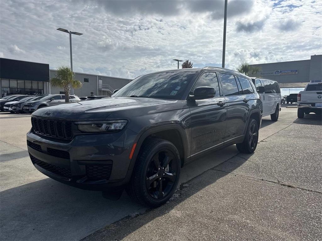 used 2023 Jeep Grand Cherokee L car, priced at $30,925