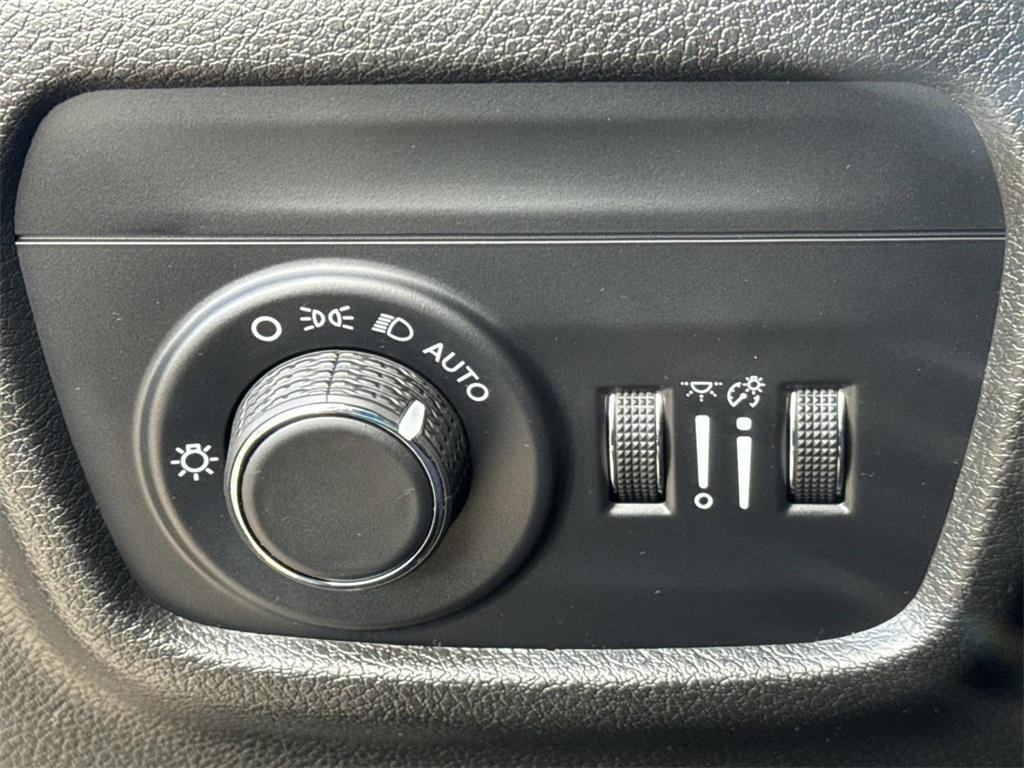 used 2023 Jeep Grand Cherokee L car, priced at $30,925