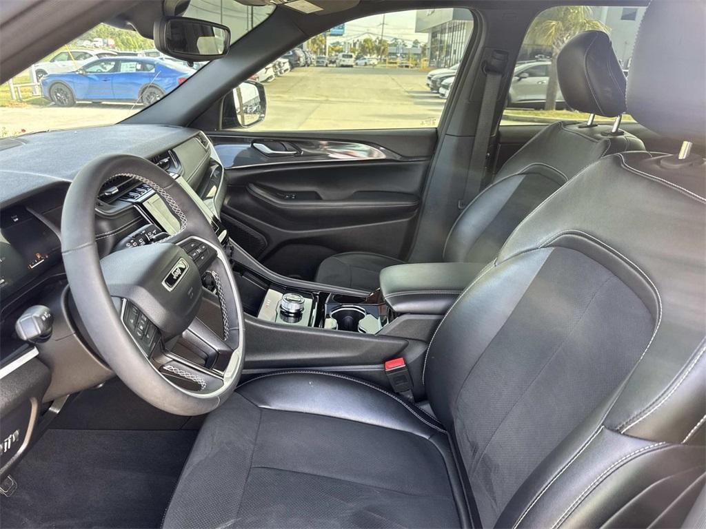 used 2023 Jeep Grand Cherokee L car, priced at $30,925