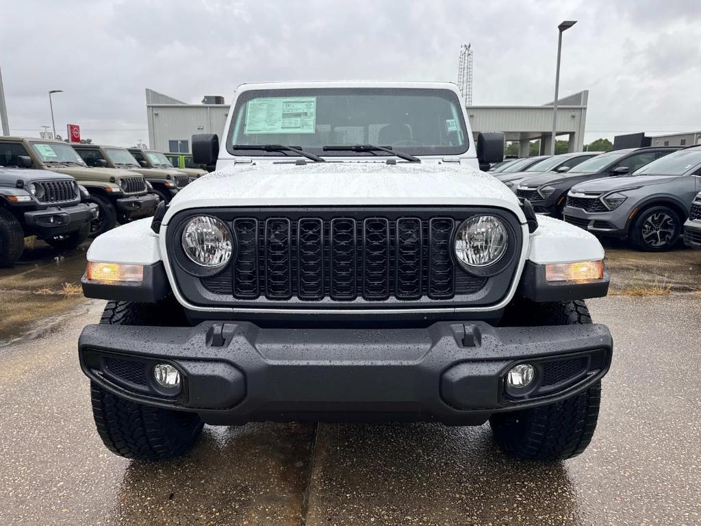 new 2025 Jeep Gladiator car, priced at $40,780