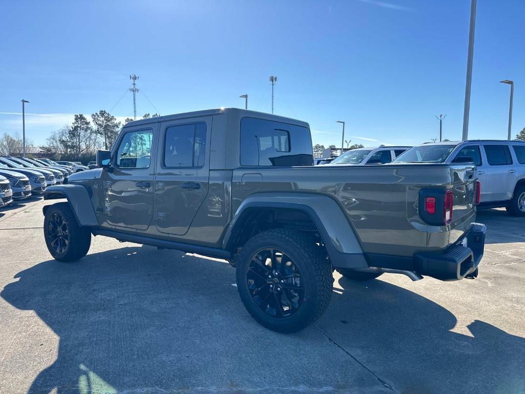 new 2025 Jeep Gladiator car