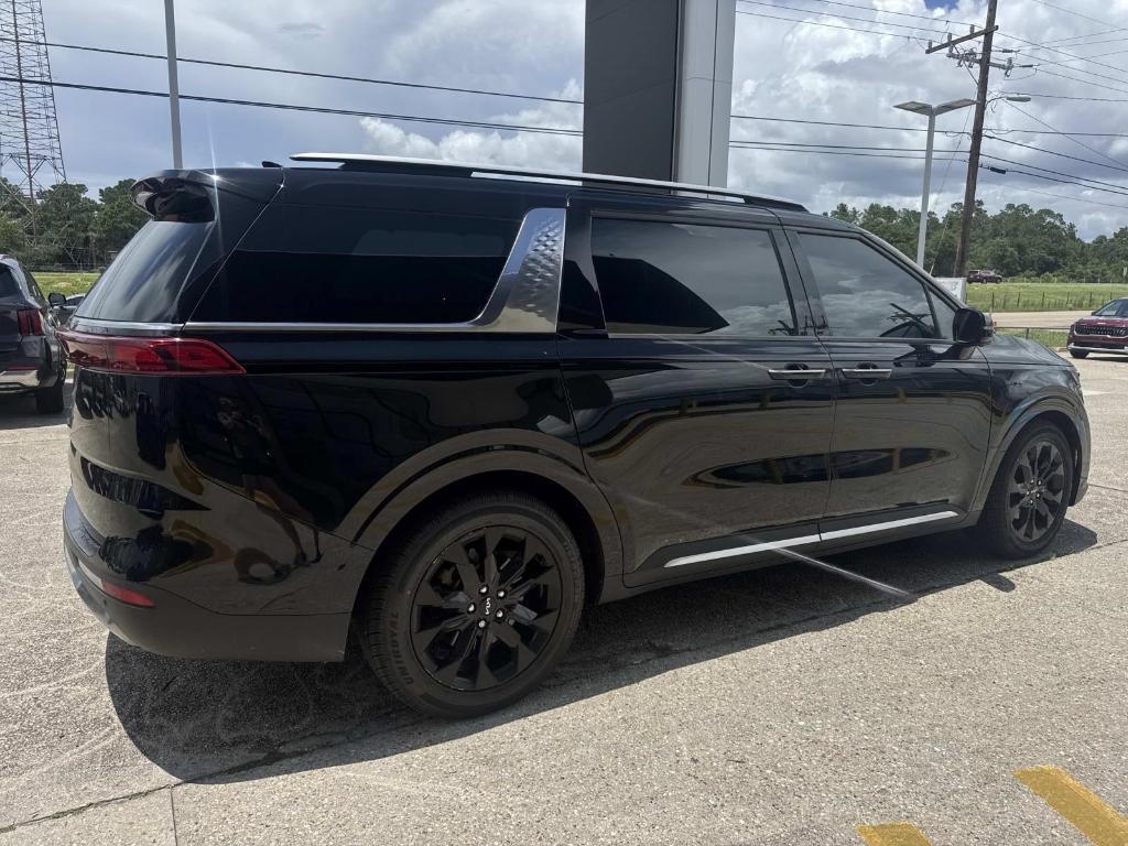 used 2023 Kia Carnival car, priced at $28,683