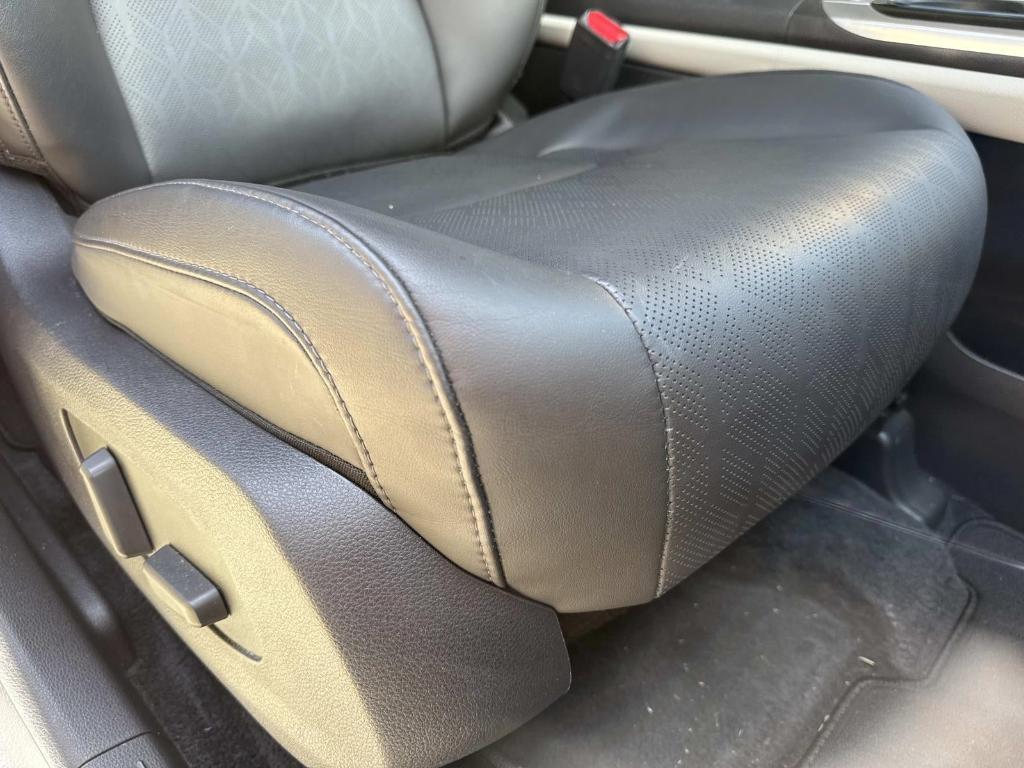 used 2023 Kia Carnival car, priced at $28,683