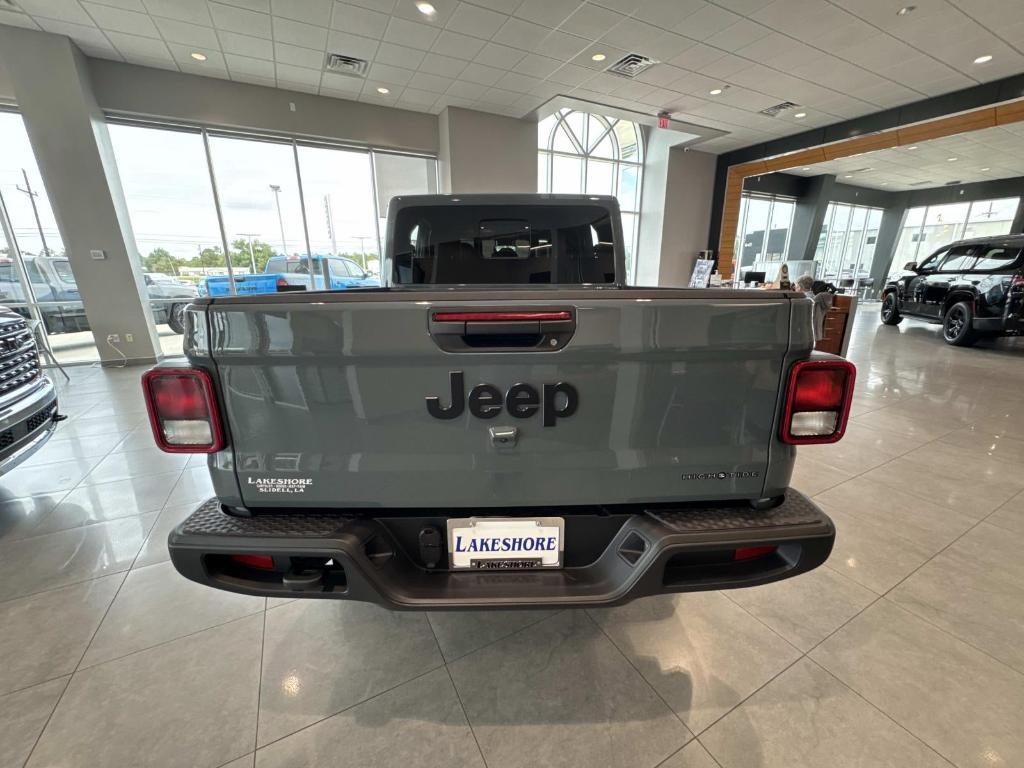new 2025 Jeep Gladiator car, priced at $44,355