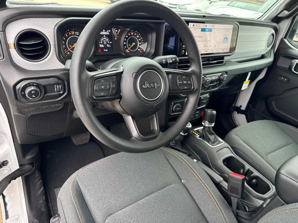 new 2025 Jeep Gladiator car, priced at $39,585