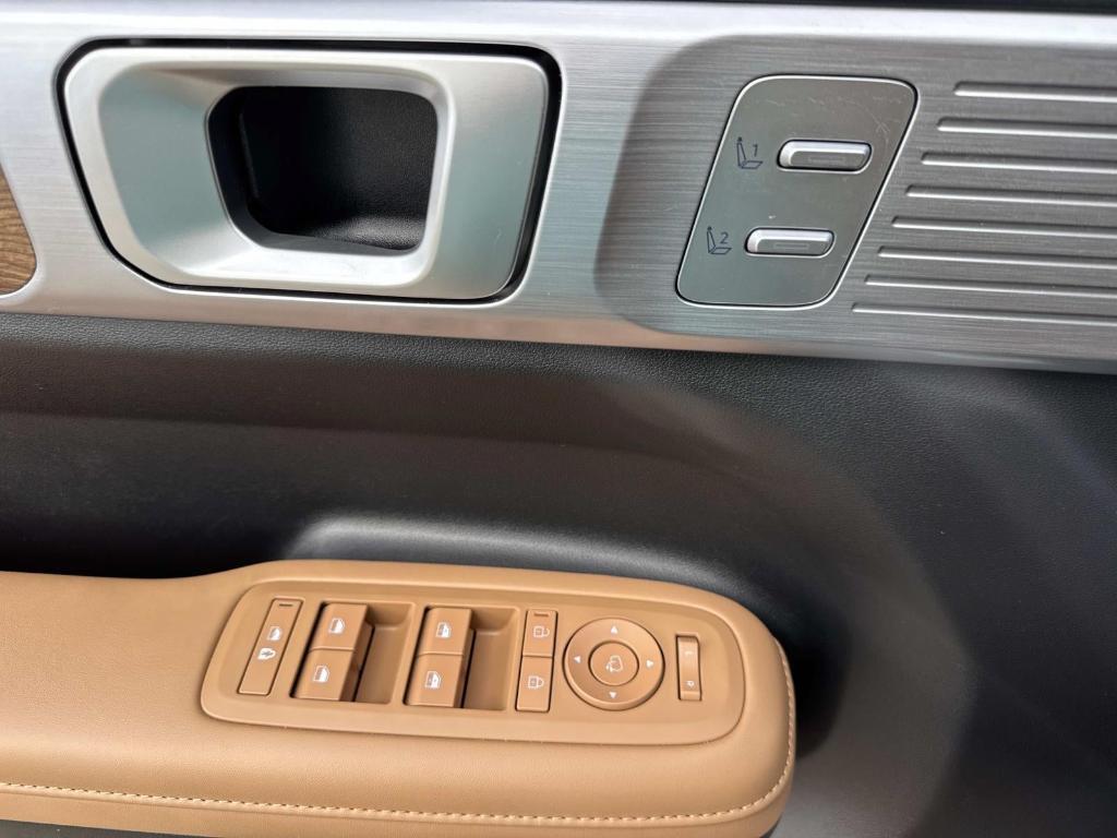 used 2024 Hyundai Santa Fe car, priced at $34,197