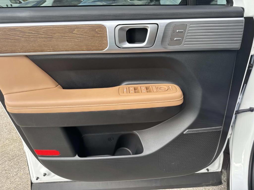 used 2024 Hyundai Santa Fe car, priced at $34,197
