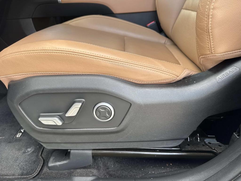 used 2024 Hyundai Santa Fe car, priced at $34,197