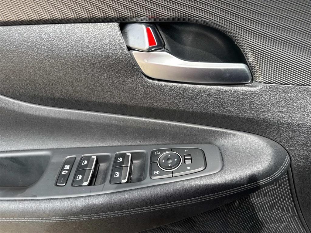 used 2019 Hyundai Santa Fe car, priced at $18,589