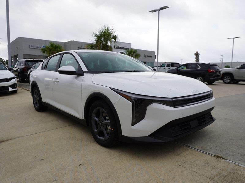 new 2025 Kia K4 car, priced at $24,540