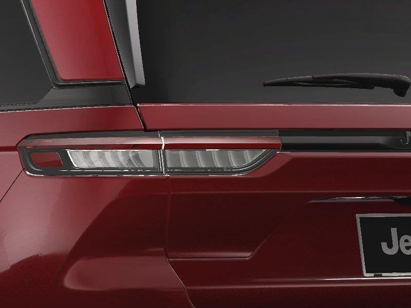 new 2025 Jeep Grand Cherokee car, priced at $44,175