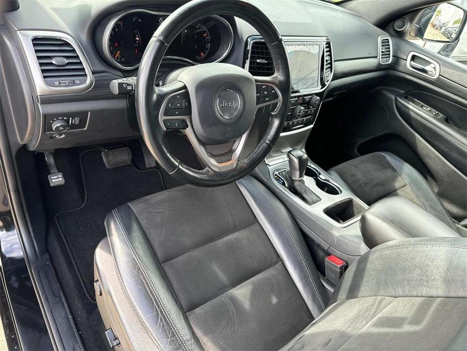 used 2020 Jeep Grand Cherokee car, priced at $27,199