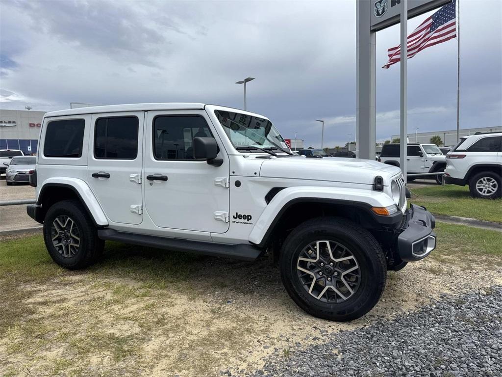 new 2025 Jeep Wrangler car