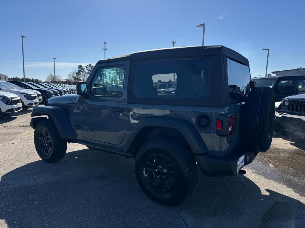 new 2025 Jeep Wrangler car, priced at $34,350