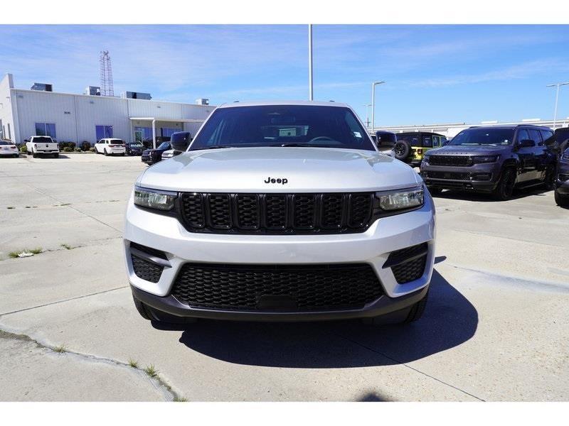 new 2024 Jeep Grand Cherokee car, priced at $50,170