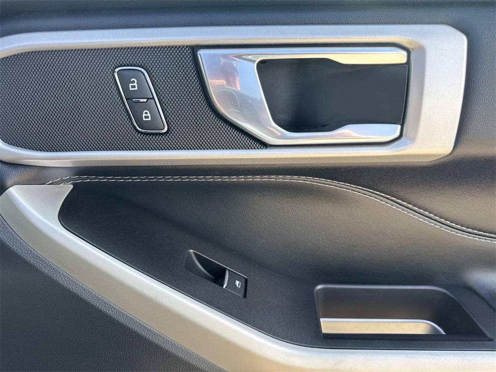 used 2022 Ford Explorer car, priced at $30,499