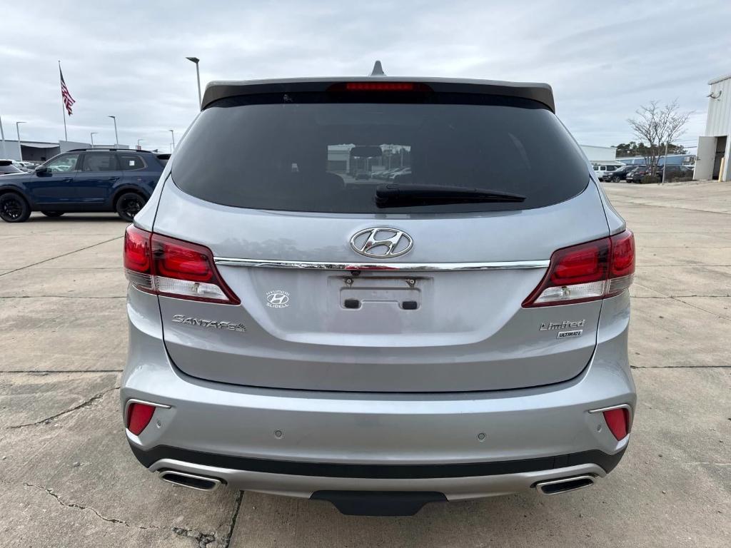 used 2018 Hyundai Santa Fe car, priced at $17,220