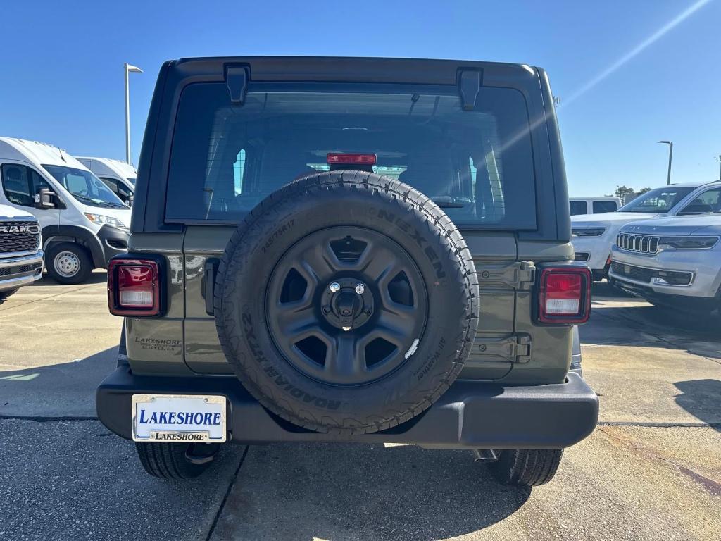 new 2025 Jeep Wrangler car, priced at $42,650