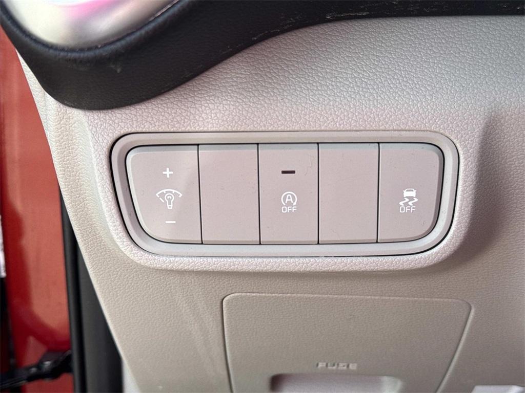 used 2022 Kia Soul car, priced at $17,994